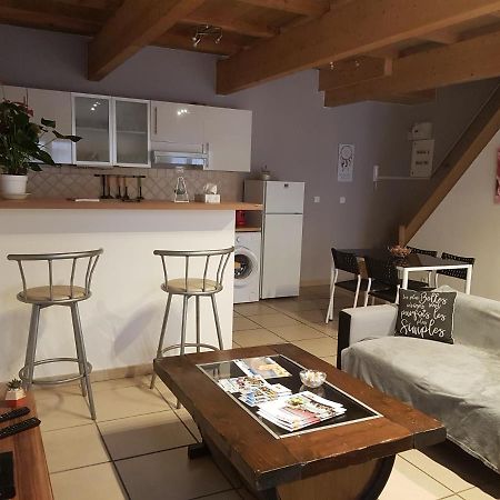 Appart B Tout Confort, Climatise Sur Coursan Exterior photo