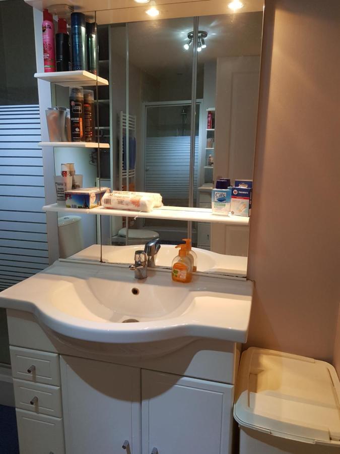 Appart B Tout Confort, Climatise Sur Coursan Exterior photo